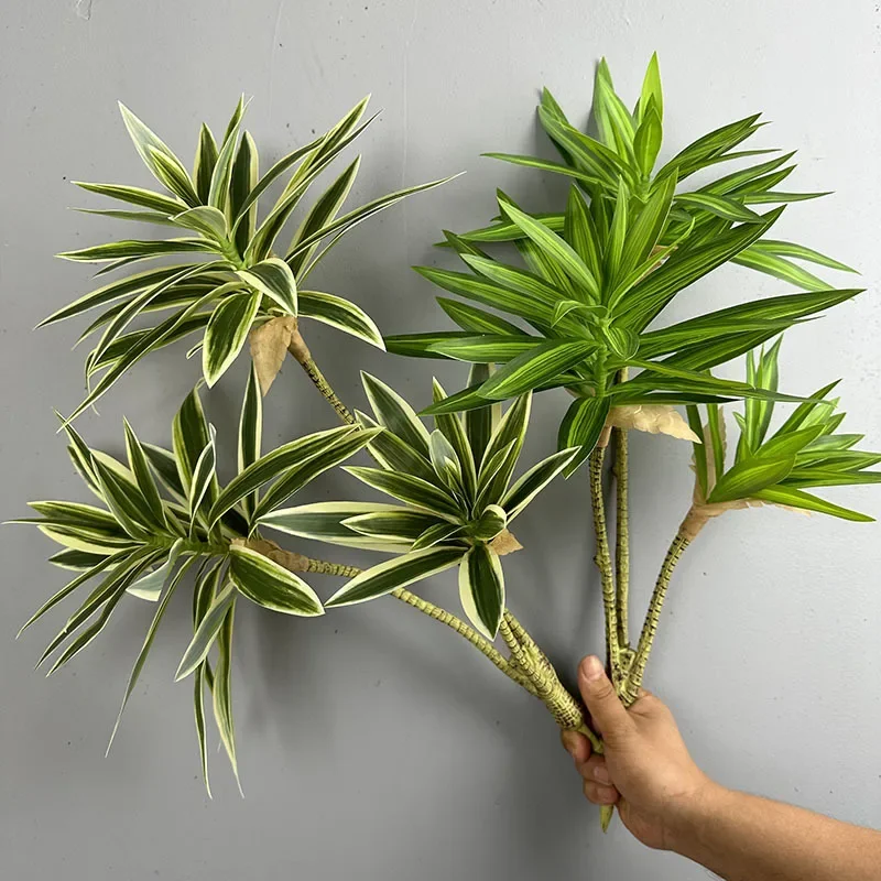 Plantas verdes artificiais lír - Dracaena Marginata avaliação e preço